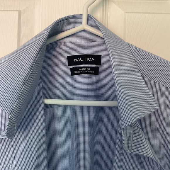 🆕 Nautica Classic Fit White and Blue Tattersall Button Down Dress Shirt - Picture 3 of 12